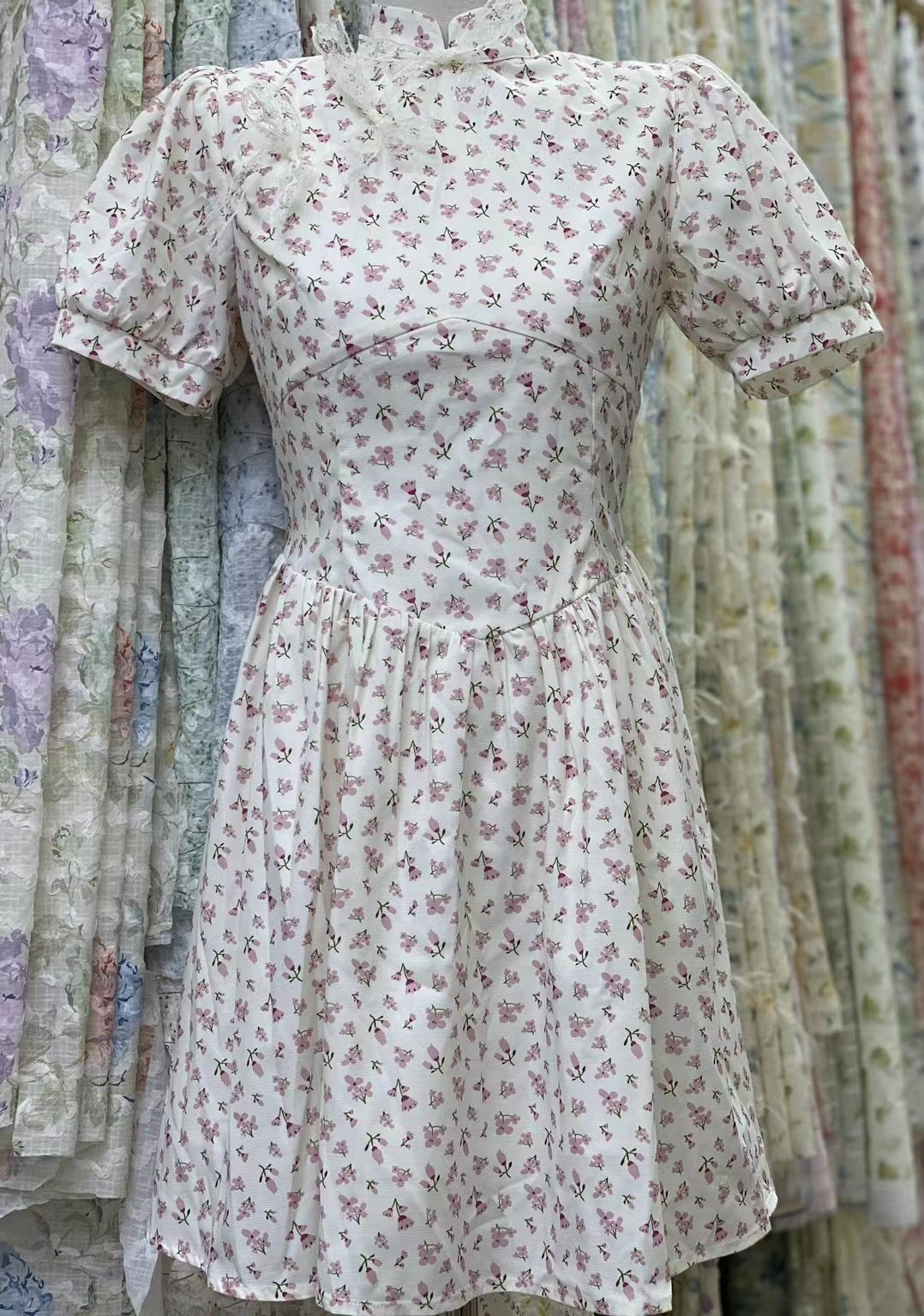 100% Polyester Ditsy Print Fabric - Natasha Fabric