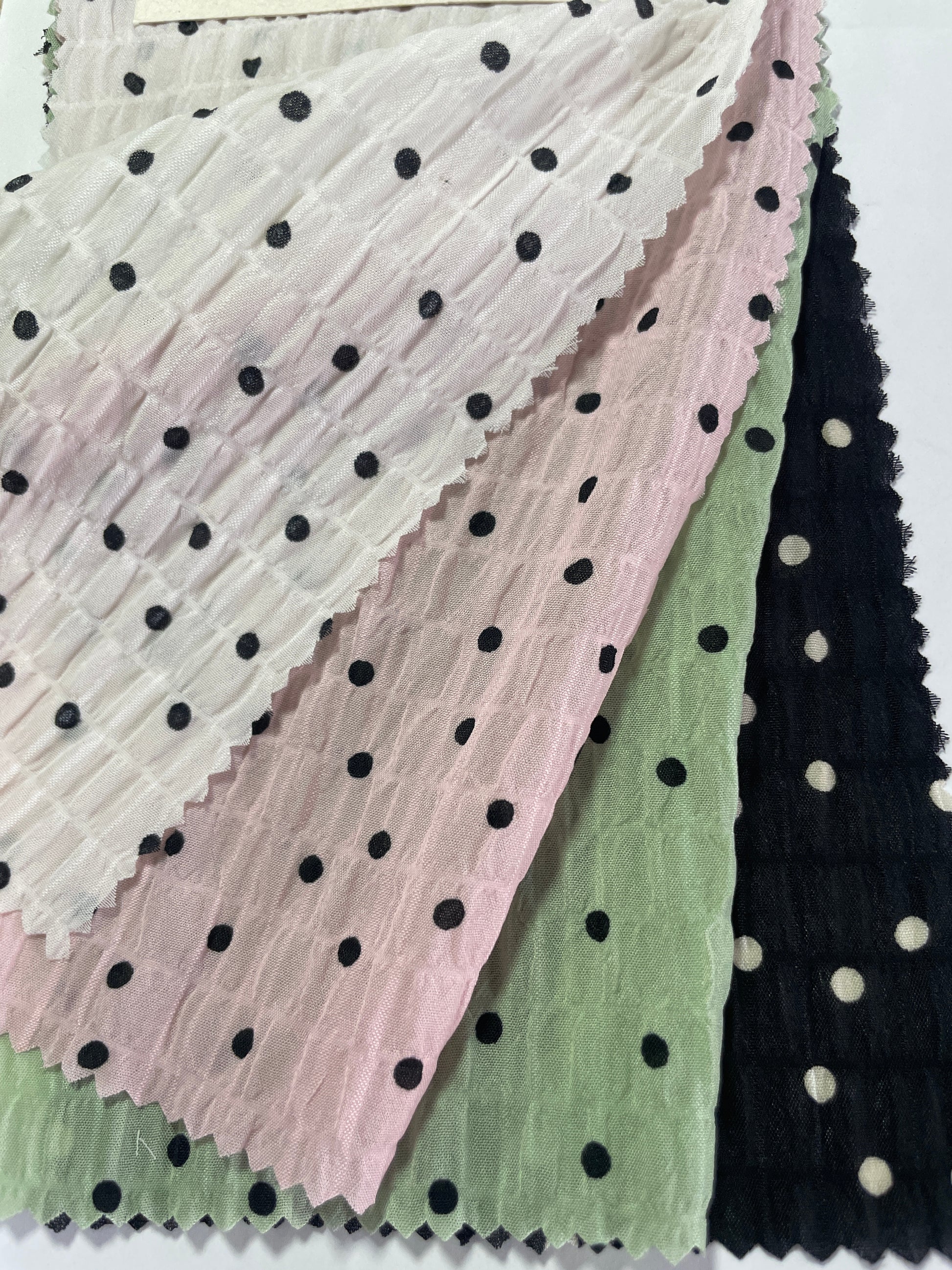 Wholesale 100% Polyester Print Fabric-- Dots Print/Crepe - Natasha Fabric