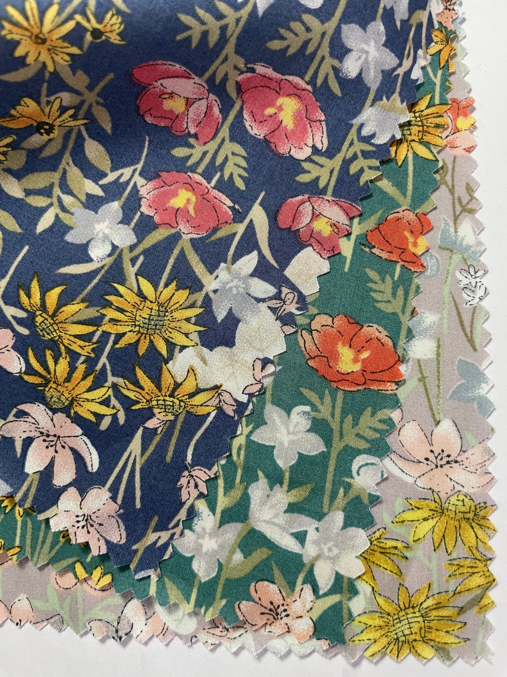 Wholesale 100% Cotton Print Fabric--All Over Floral Patterns - Natasha Fabric