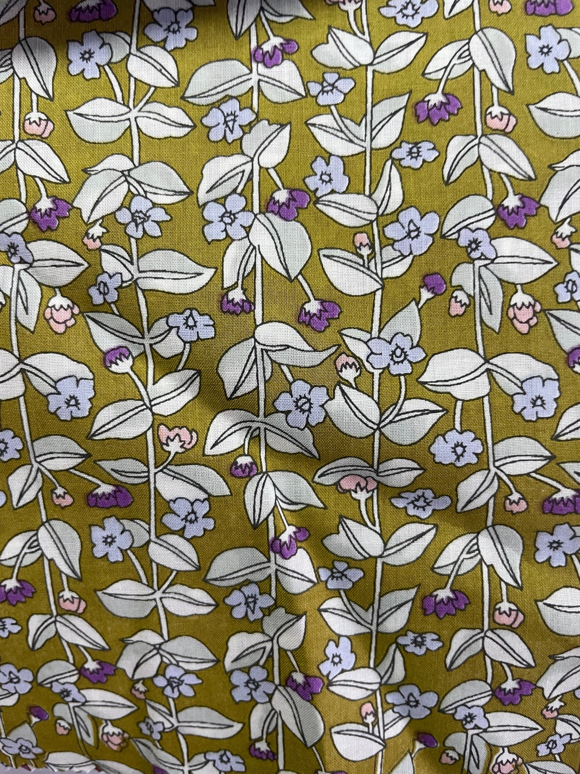 Wholesale 100% Cotton Print Fabric--All Over Floral Patterns - Natasha Fabric